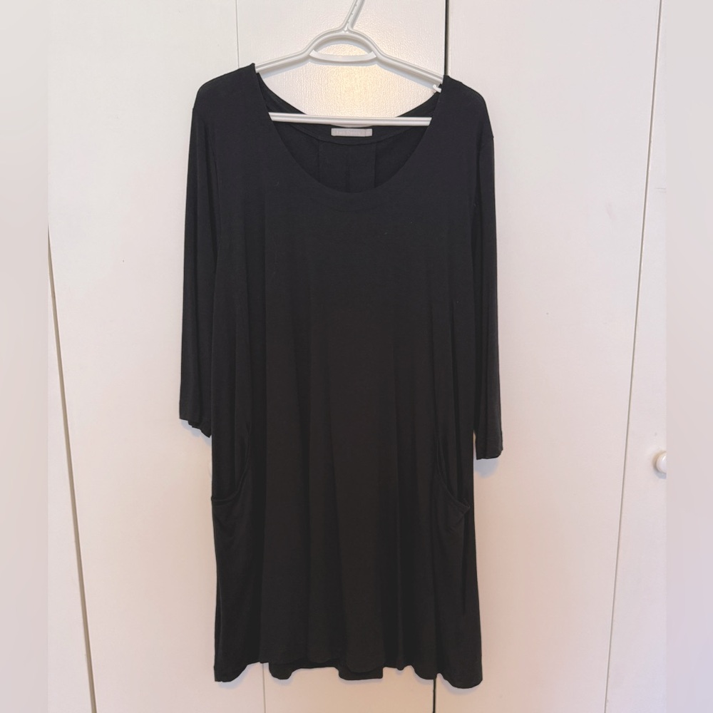 🟣3/$30 Black Women's Tunic with pockets